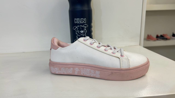 تصویر از کتانی بچه گانه